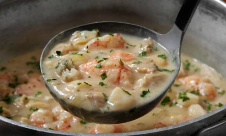 How to Make the Perfect Seafood Chowder Recipe at Home seafood chowder recipe